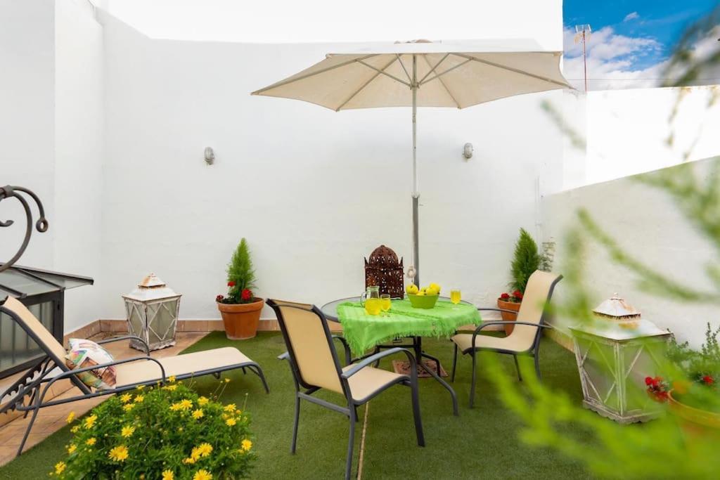 Nueva Casa Boutique En El Centro De Sevilla Ngoại thất bức ảnh